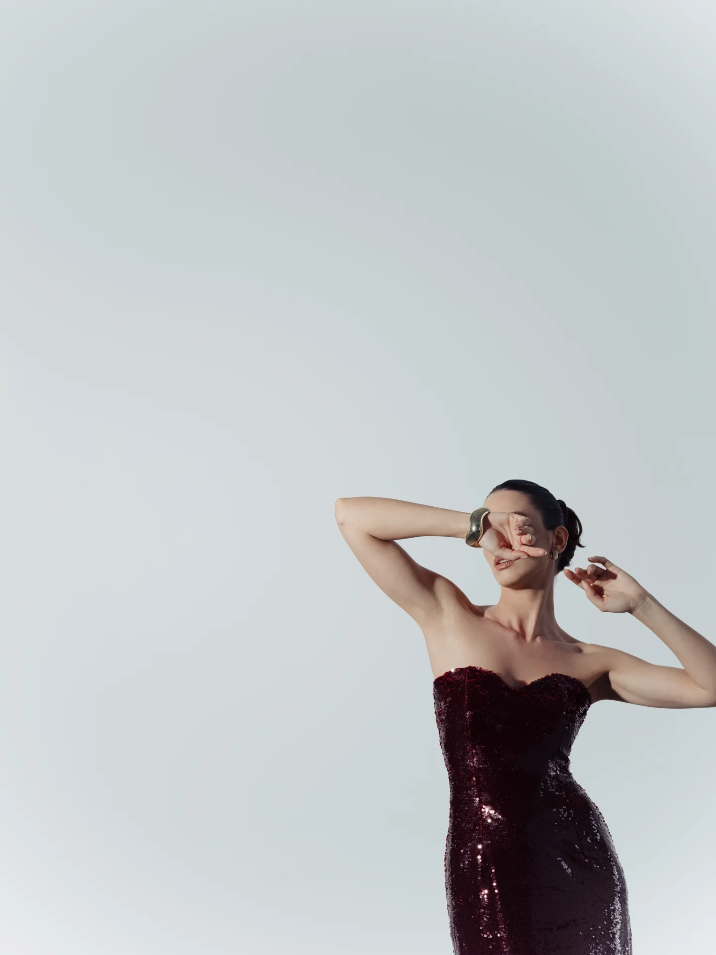 Pulchra evening dress — refined design for special occasions